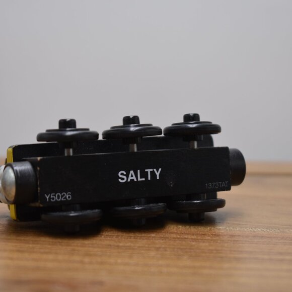 Salty Wooden Railway Thomas the Train Tank Engine Friends Red Yellow 2003 VTG - Picture 7 of 7